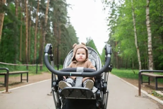 How to get over jet lag with a stroller walk