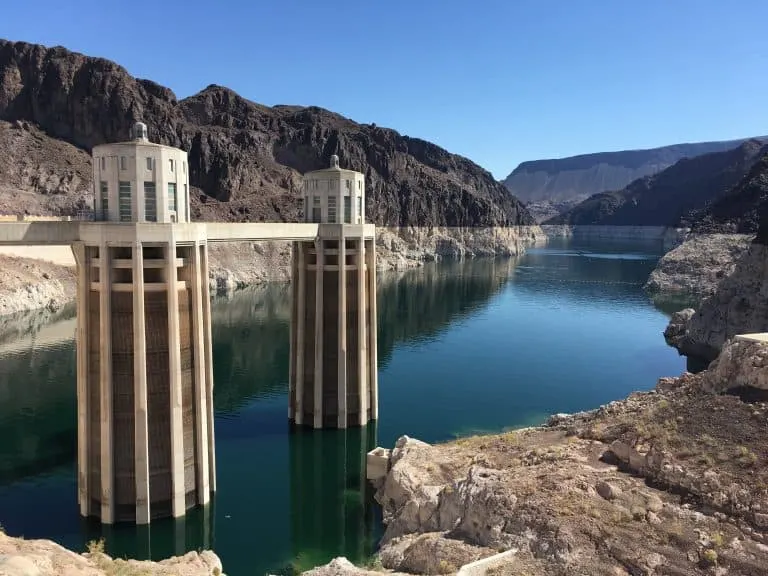 hoover dam places to visit in nevada