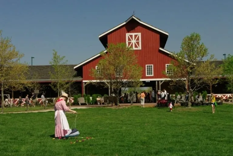 One of the best things to do in Kansas with kids is visit the Deanna Rose Farmstead