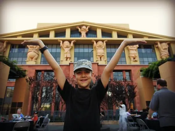 Kid friendly Hollywood: Disney Legends Plaza