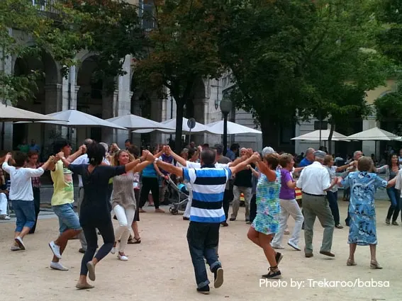 girona dancing