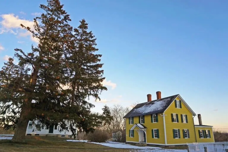 Things to do in New Hampshire- Visit the Canterbury Shaker Village