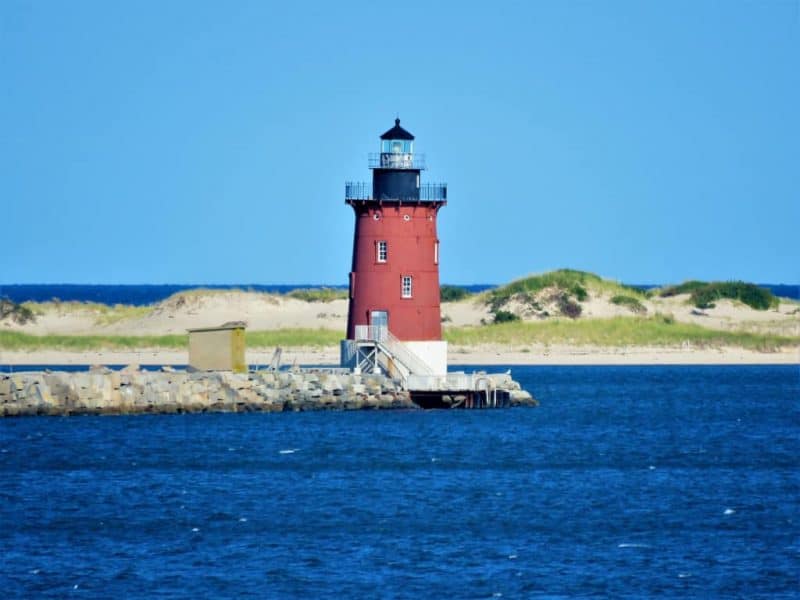 Delaware-with-kids-Breakwater-Light-by-bigstock-Jim-Shaner