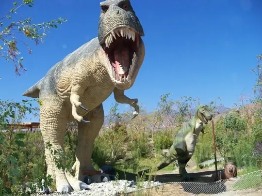 California Dinosaur Encounters & Digs for Families and Kids: Cabazon Dinosaurs kids Photo by: Trekaroo/slofamilylife