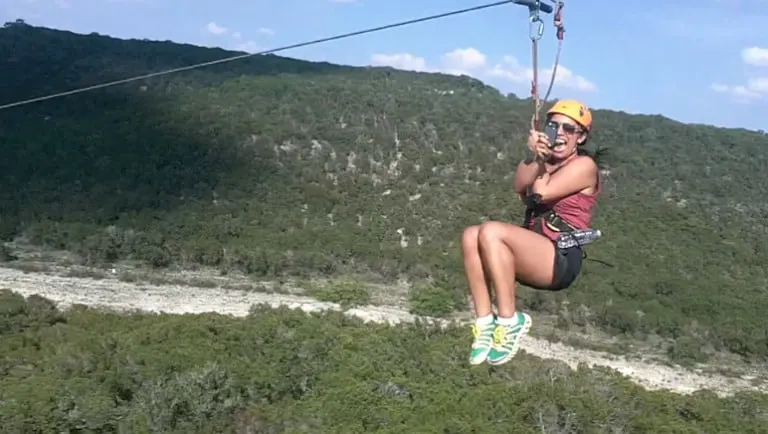 Things to do in Texas with kids zipline