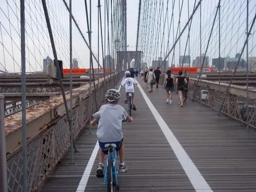 first timer NYC with family across the Brooklyn Bridge