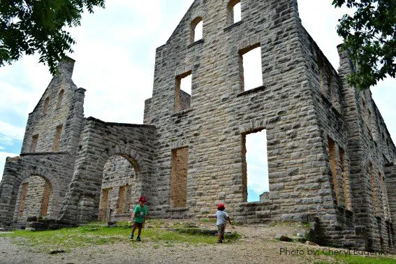 Lake of the Ozarks - Ha Ha Tonka State Park - Castle Ruins