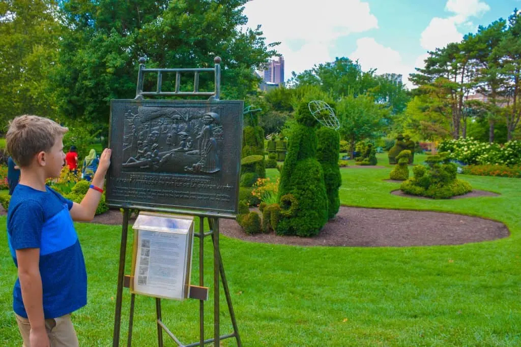  Topiary Park in Columbus Ohio with kids