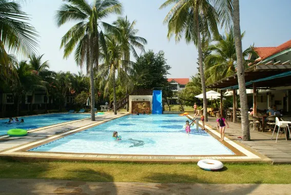 Dolphin Bay Resort Pools