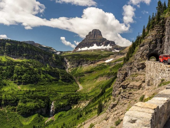 Glacier-National-Park-Going-to-the-sun-road-shutterstock