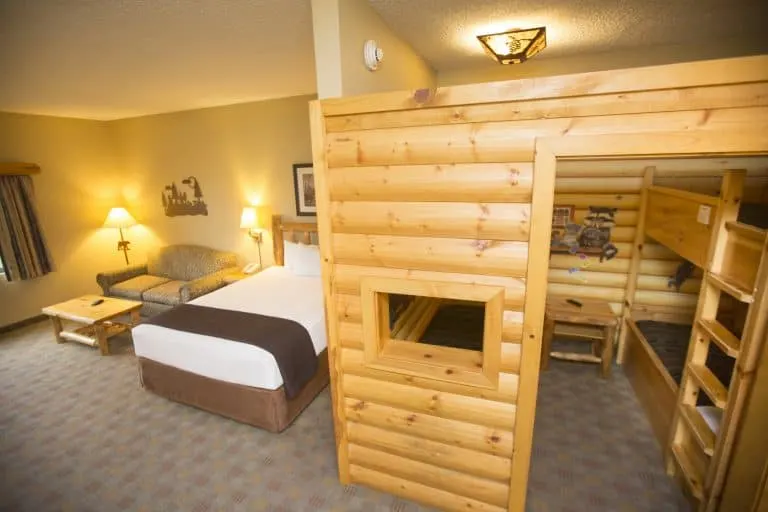 Great Wolf Lodge tips for accommodations- book a single room (even for large families)