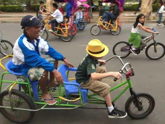 Burnam and Mines Park Philippines bike