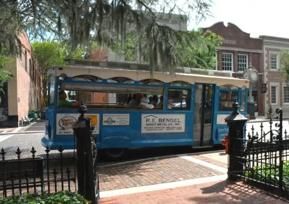 New Bern Trolley Tour New Bern, North Carolina with kids