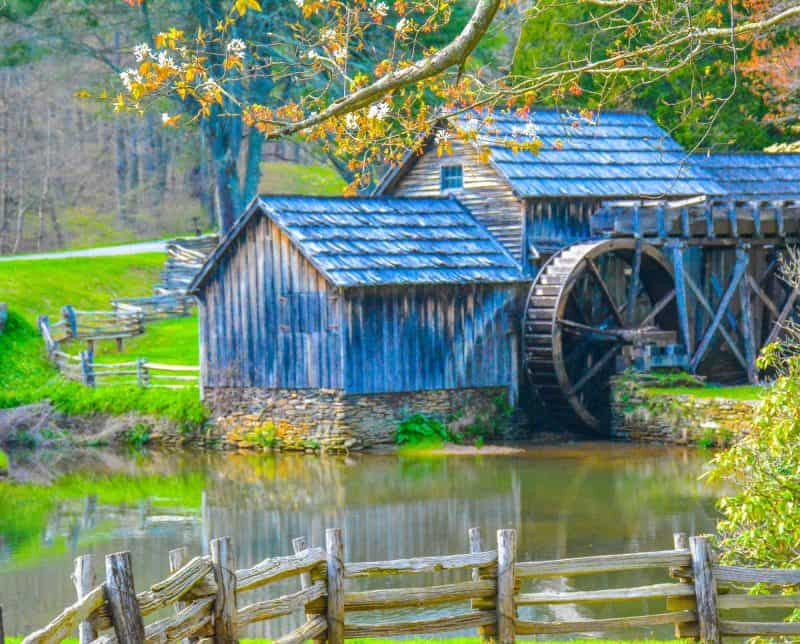 Top 10 Places to Visit in Virginia Blue Ridge Parkway