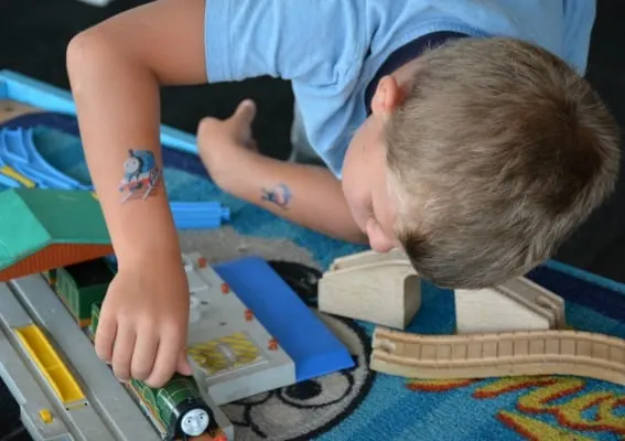 Day out with Thomas activities train table