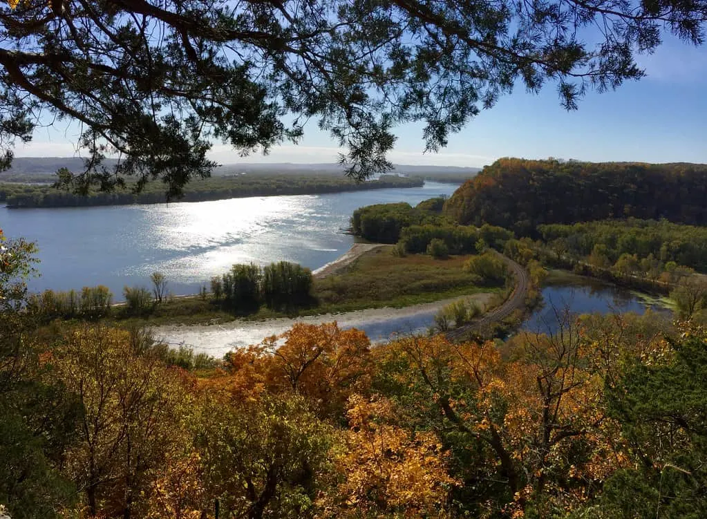 effigy mounds in Iowa