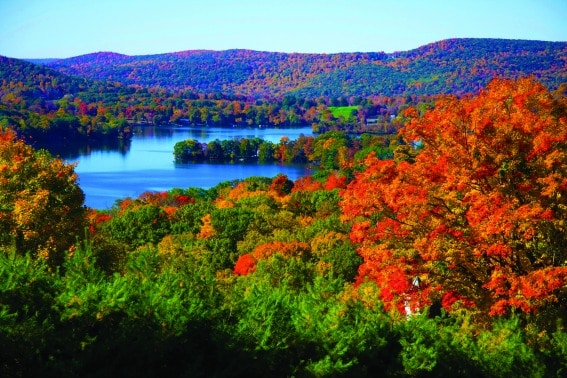 12 Spectacular New England Fall Road Trips for Families