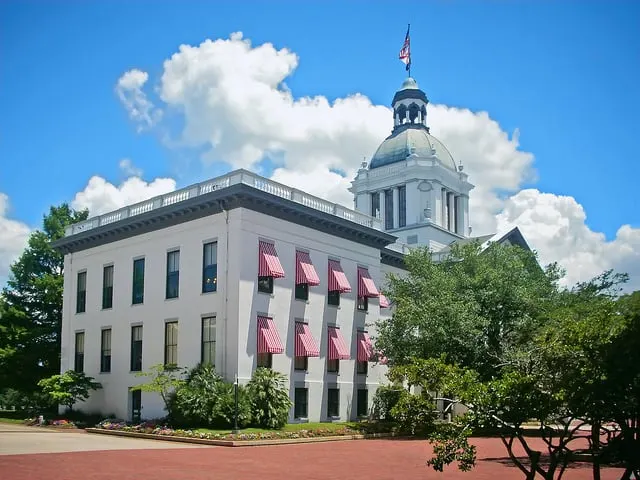 Florida-state-capitol-tallahassee-trekaroo