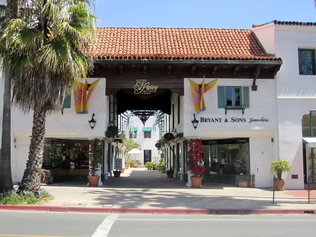 Shopping on el Paseo is one of the popular things to do in Santa Barbara 