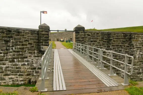 eastern canada history fort levis