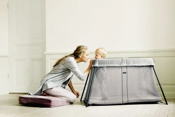 Best Travel Cribs: Baby Bjorn