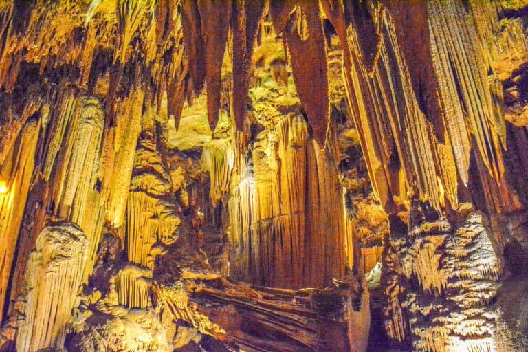 Places to Visit in Virginia Luray Caverns and Shenandoah Caverns