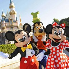 83 Best Disneyland Tips & Tricks for 2025