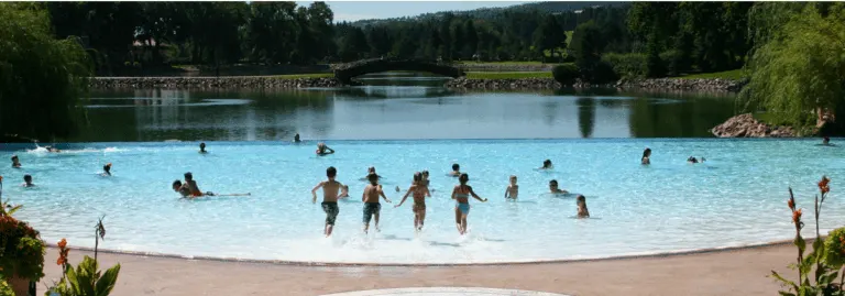 Best Hotel Pools in the USA include the one at the Broadmoor