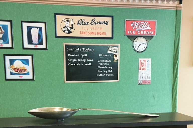 Stop at Blue Bunny Ice Cream Parlor on your road trip from chicago to yellowstone