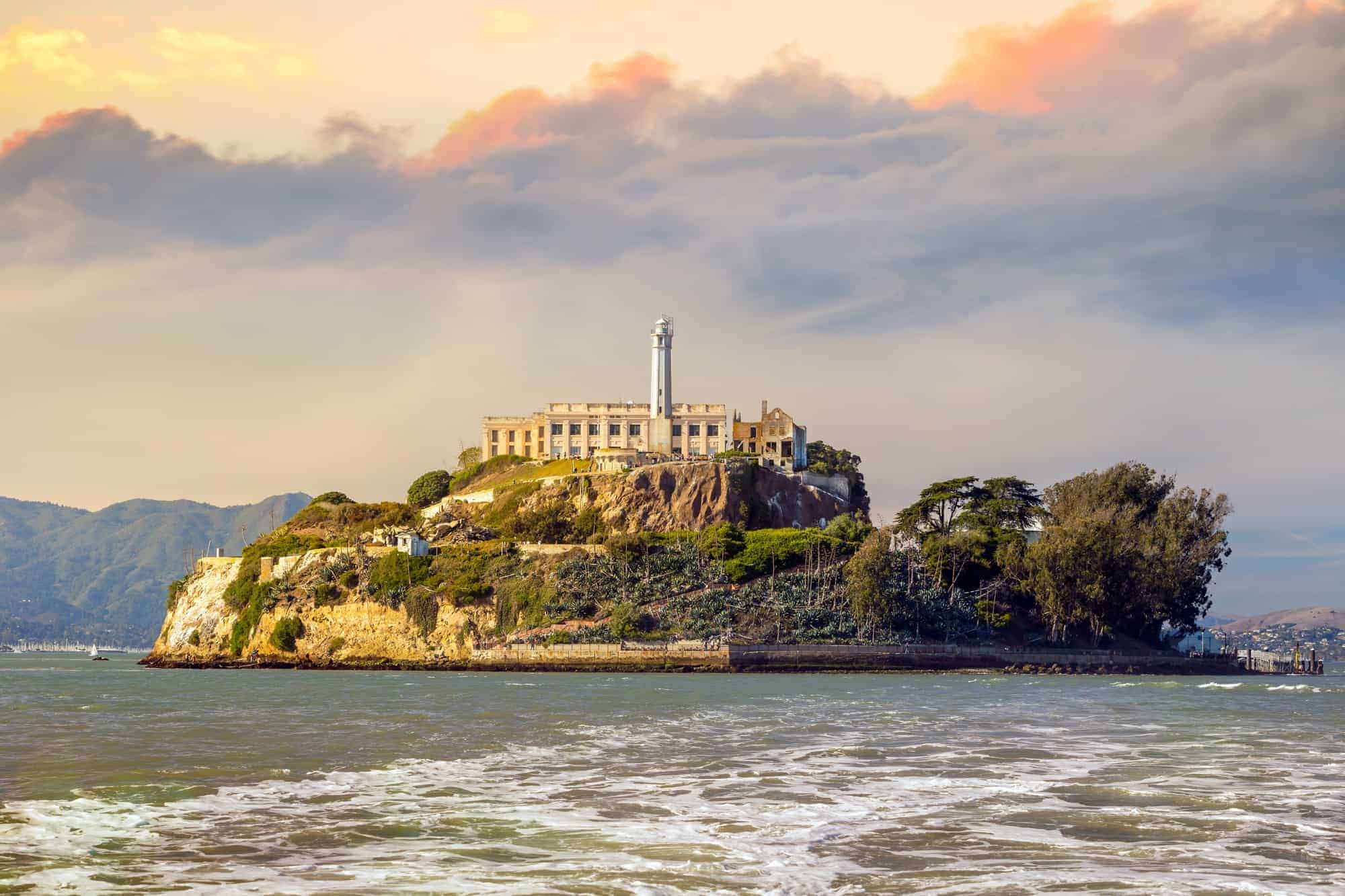tours of alcatraz island