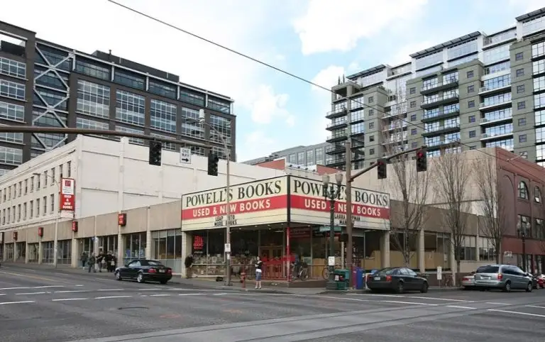 20 Cool Things to do in Portland with Kids 12 Powell's Books