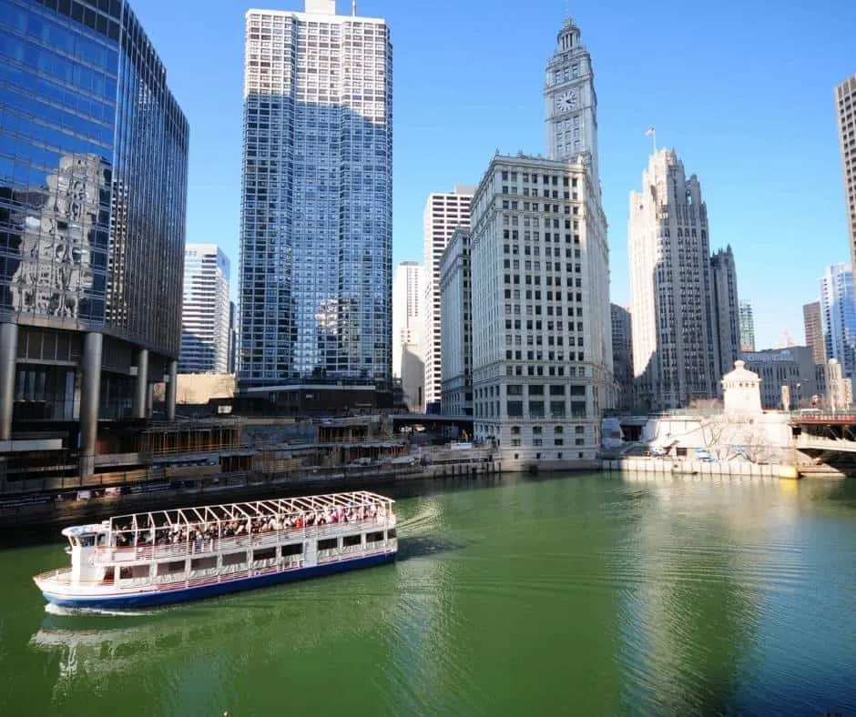 things to do in Chicago with kids include taking a boat tour