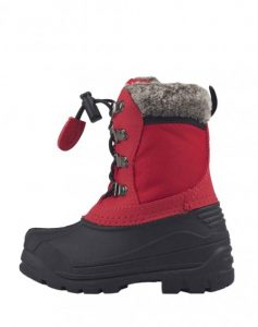 trekaroo holiday gift guide - oaki snow boots