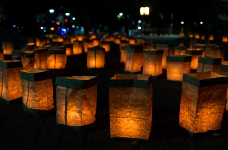 christmas-events-in-albuquerque-luminarias