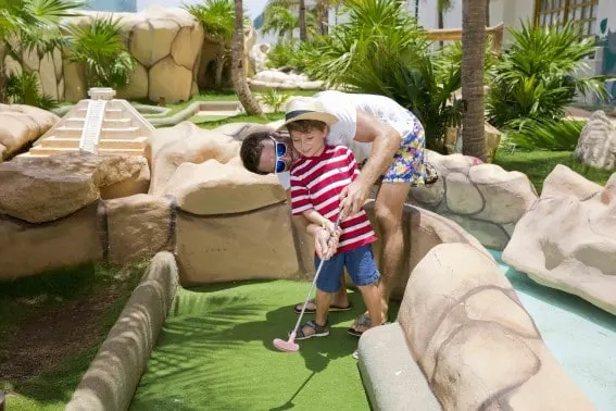Mini Golf is just one of the kid-friendly offerings at Seadust Cancun
