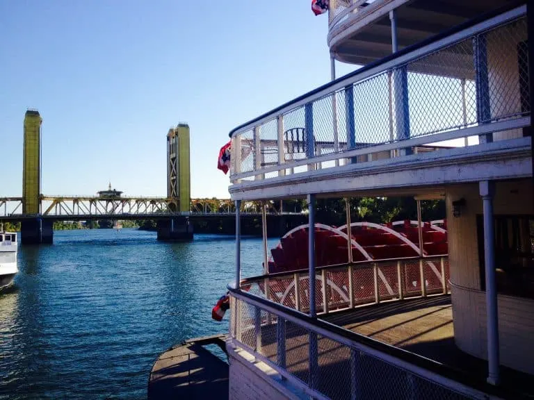 Sacramento river cruise