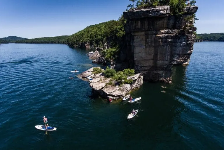 New River Rafting Adventures on the Gorge West Virginia Resorts