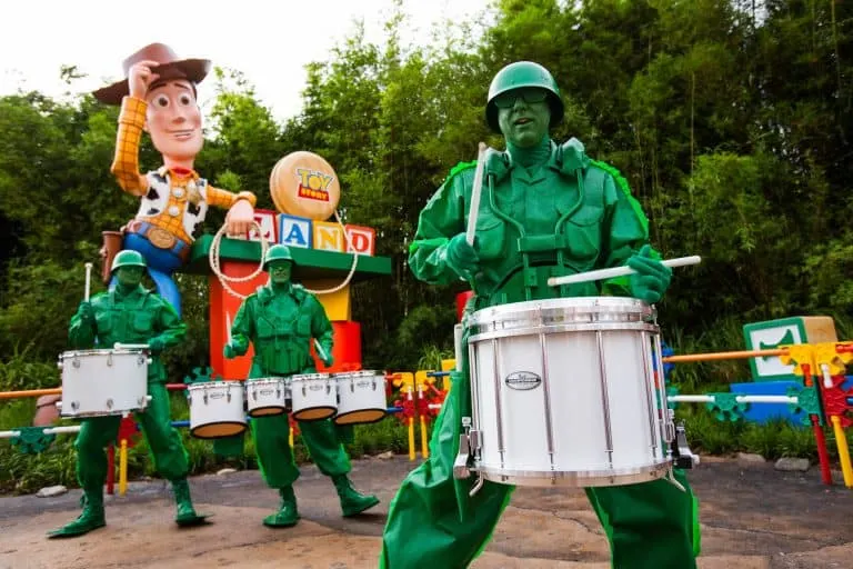 Toy Story Land Green Army Men