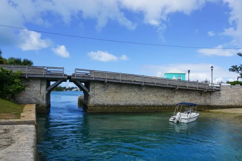 Smallest Drawbridge in the World - Sommerset Bridge Bermuda Island