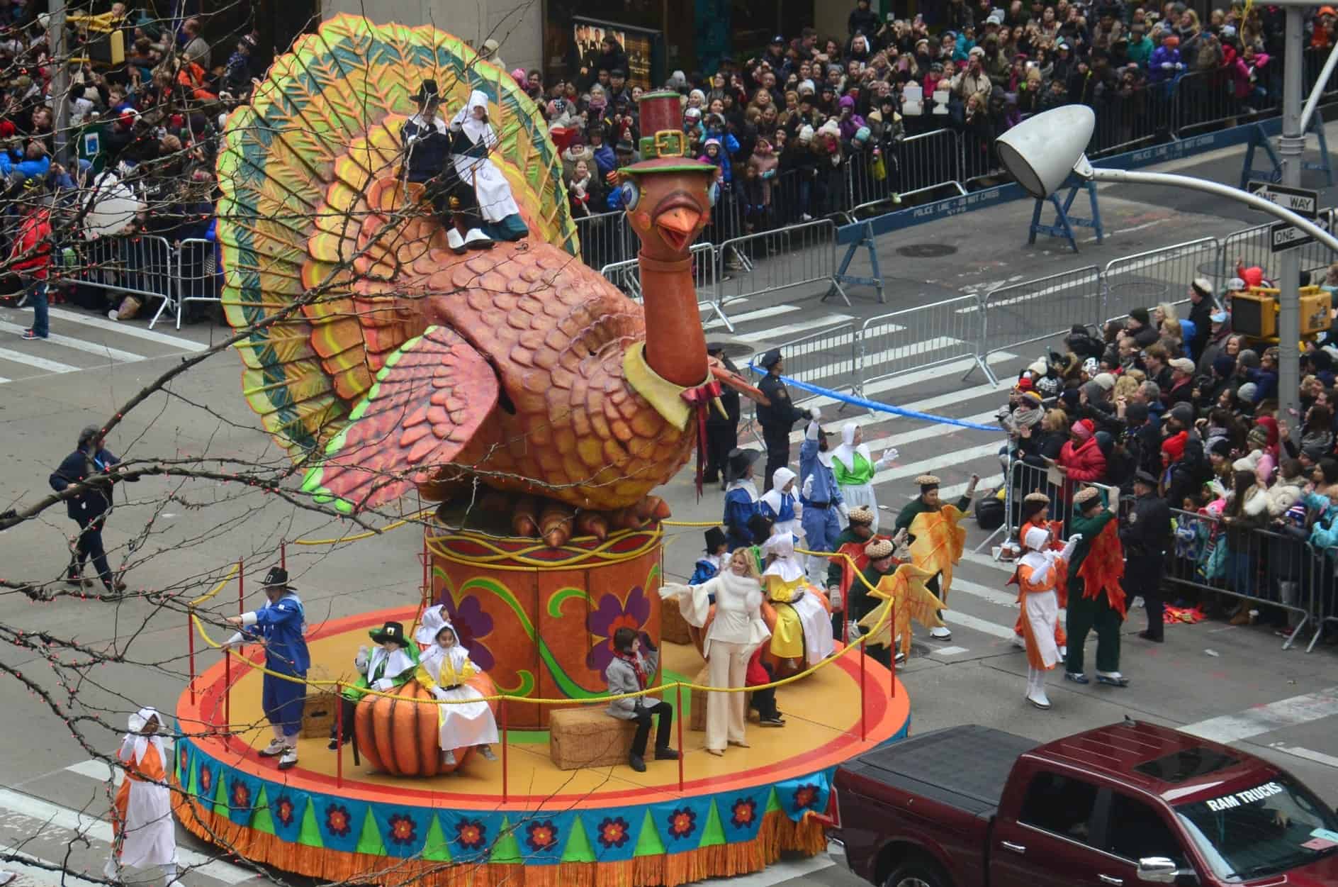 The Macy's Thanksgiving Parade NYC- Tips & More! - Trekaroo Family ...