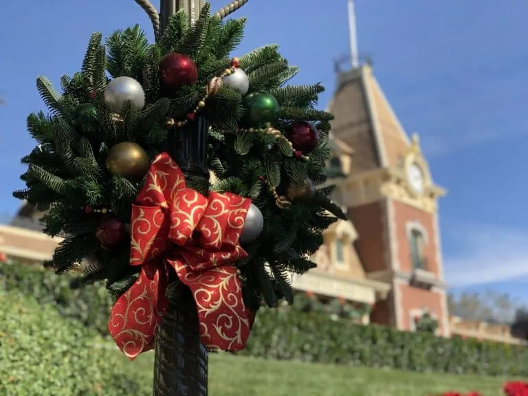 Disneyland Christmas Decorations