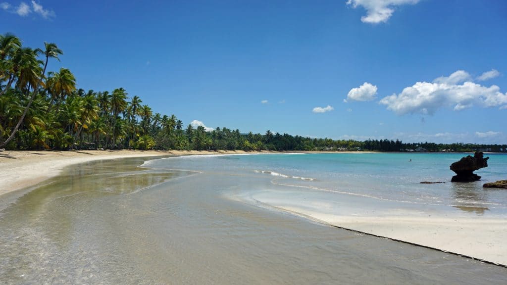 The 17 Best Beaches in Costa Rica for Families