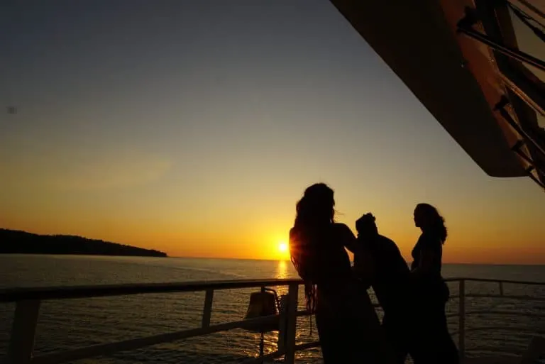 Costa Rica Cruise Sunset Uncruise