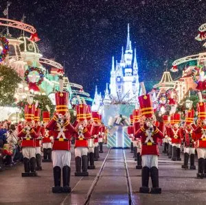 Your 2024 Disney World Christmas Guide