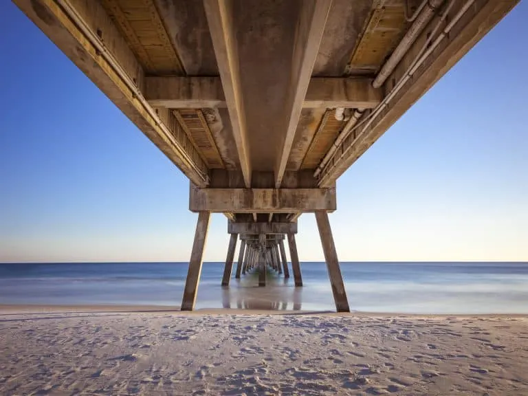 Things to do in Destin Florida with kids include visiting the Okaloosa Pier