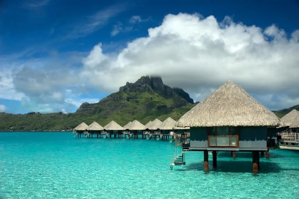 Tahiti Overwater bungalows