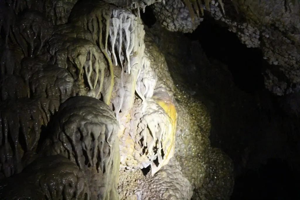 Jewel Cave National Monument