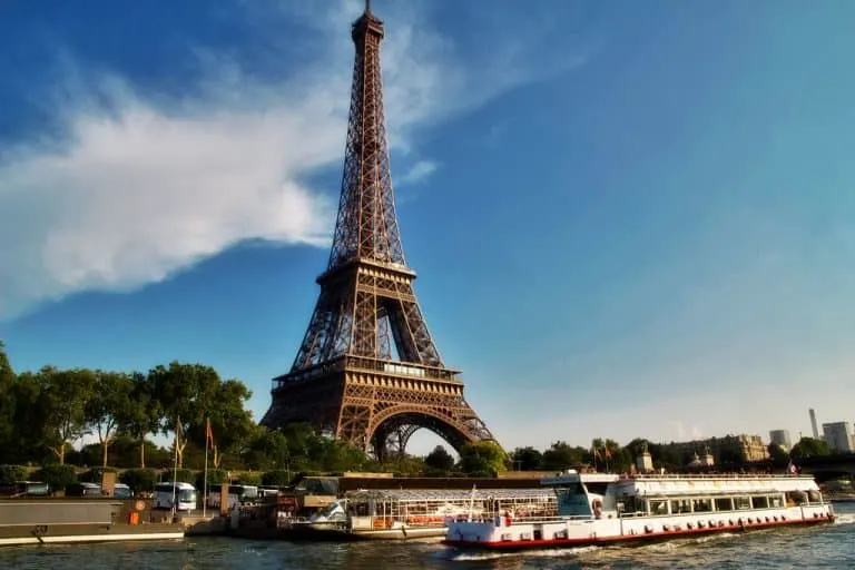 Seine River Cruise - Paris 