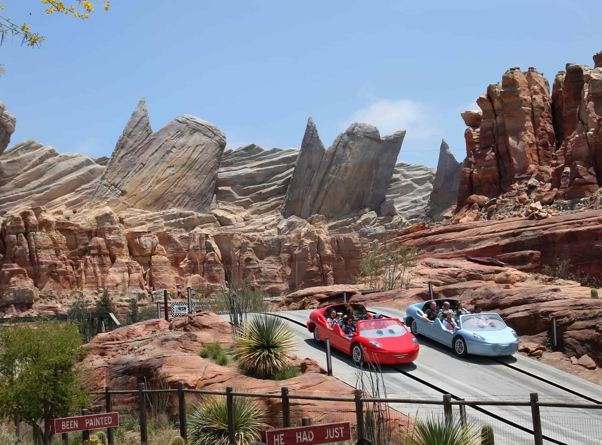 The 20 Best Rides at Disneyland Resort in 2023