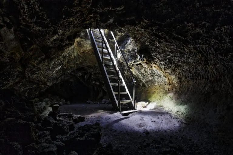 Lava Beds National Monument Mushpot cave